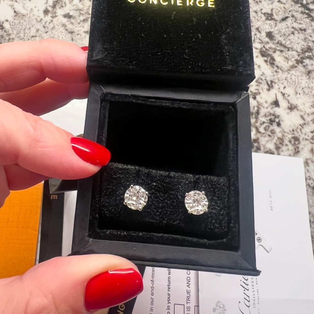 RING CONCIERGE XL (look of 3 TCW) Natural DIAMOND STUDS